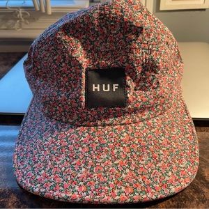 HUF 5 Panel Hat Floral Print